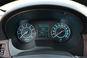 2016款瑞风M52.0T自动汽油商务版