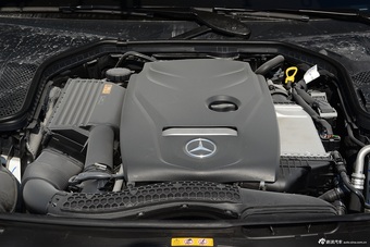 2015款奔驰C级C200L 2.0T自动运动版
