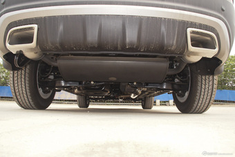 2016款CS75 1.8T自动精英型国4