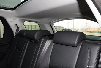2015款发现神行 2.0T Si4 SE汽油版