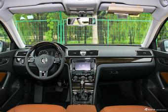 2014款帕萨特3.0 DSG旗舰尊享版图片