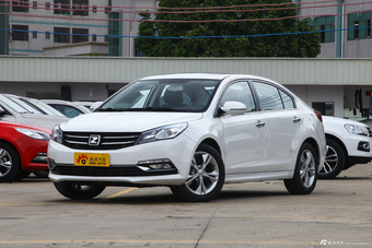 2015款众泰Z500 1.5T自动尊贵型