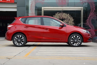 2016款新TIIDA 1.6L自动智尊版