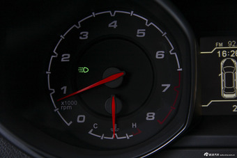 2016款瑞虎5 2.0L手动家悦版