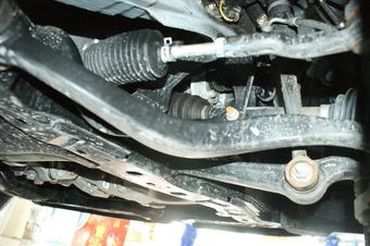 2013款奔腾B50 1.8L自动尊贵型图片