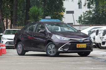 2016款雷凌双擎1.8L自动精英天窗版