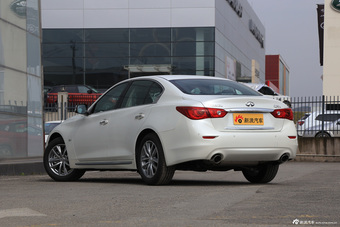 2015款英菲尼迪Q50L 2.0T自动悦享版