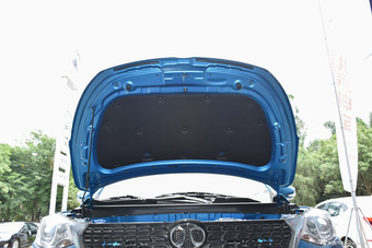 2016款北汽绅宝X35 1.5L手动豪华版