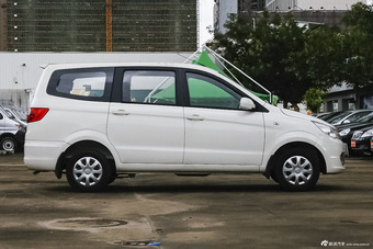 2014款北汽威旺M20 1.5L手动标准型