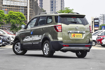 2016款北汽幻速S3 1.5L手动舒适型