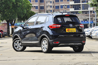 2016款长安CS15 1.5L手动豪华版