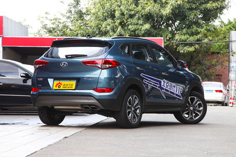 2015款全新途胜1.6T自动两驱领先型