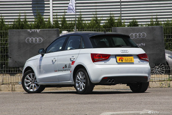 2014款奥迪A1 30TFSI Sportback舒适型