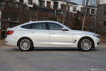 2016款宝马3系GT 328i 2.0T自动设计套装型