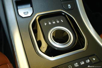 2011款揽胜极光2.0T