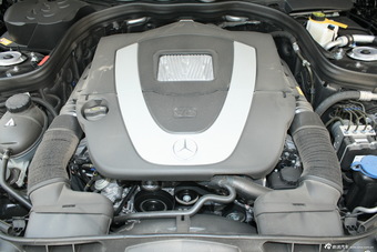 2014款奔驰E 300L运动轿车