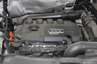 2015款奥迪Q3 2.0T自动35TFSI quattro 3百万纪念版进享型