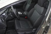 2015款东风标致3008 2.0L自动经典型