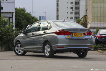 2015款锋范 1.5LCVT豪华版