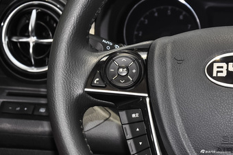 2016款比亚迪宋2.0TID自动旗舰型