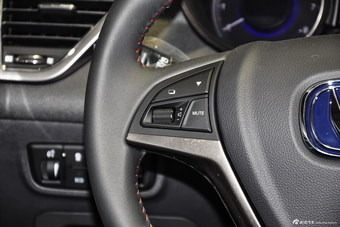 2016款长安CS75 2.0L手动领先型国5