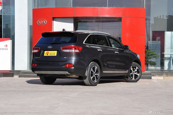 2015款索兰托L 2.4L GDI汽油四驱精英版