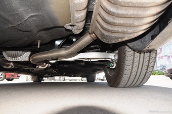 2015款起亚K9 3.8L尊贵版