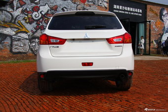 2013款广汽三菱劲炫