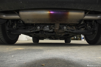 2016款昂科威2.0T自动四驱全能运动旗舰型28