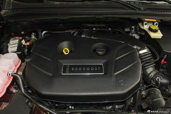 2016款林肯MKC 2.0T自动四驱尊耀版