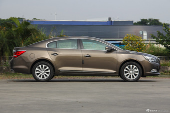 2013款君越2.4L SIDI自动精英舒适型