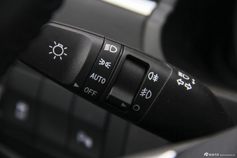 2015款众泰T600 2.0T自动尊贵型