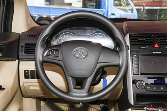 2015款 绅宝D20 1.5L自动三厢乐尚版