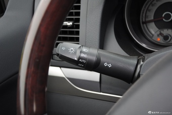 2016款帕杰罗（进口）3.0L自动尊贵版 国5