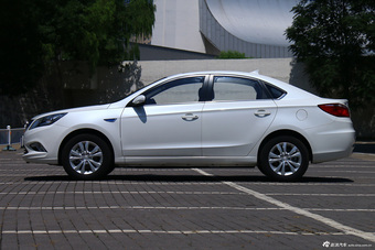 2015款逸动纯电动尊贵型