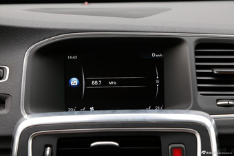 2016款沃尔沃S60L 2.0T自动T4智远版