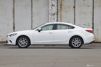 2015款阿特兹2.0L自动蓝天时尚版