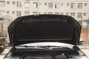 2016款CS75 2.0L手动领先型国4