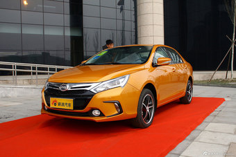 2014款比亚迪秦1.5T旗舰型