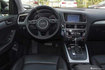 2015款奥迪Q5 40TFSI技术型