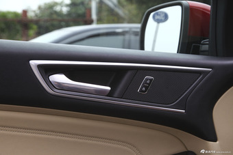 2015款锐界2.0T自动四驱豪锐型