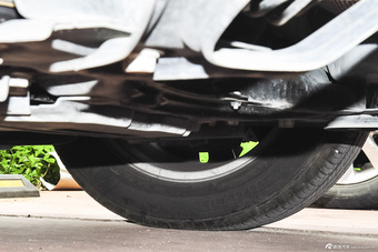 2016款比亚迪宋2.0TID自动旗舰型