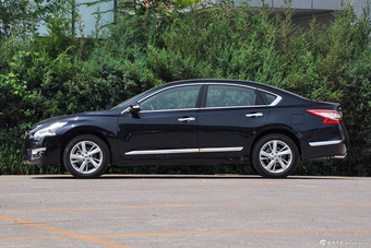 2015款天籁2.5L XL-NAVI Tech欧冠智享版