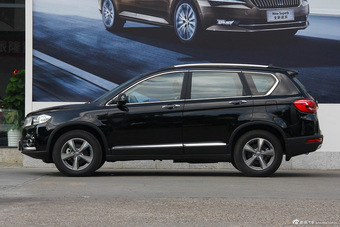 2015款哈弗H6运动版1.5T手动四驱精英型