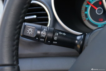 2015款逸动纯电动尊贵型