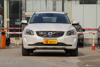 2016款沃尔沃XC60 2.5T自动 T6 AWD智越版