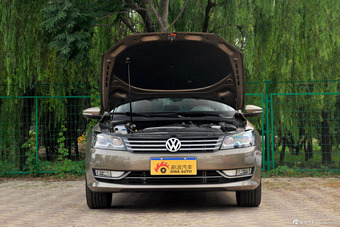 2014款帕萨特2.0T DSG至尊版