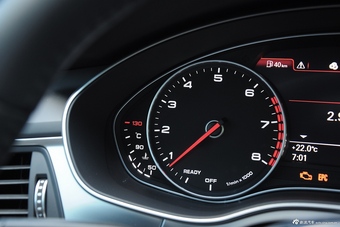 2016款奥迪A7 50TFSI quattro动感型