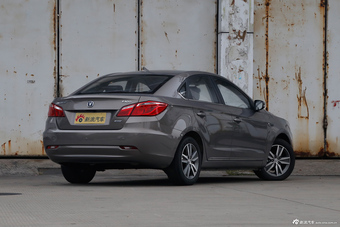 2015款逸动1.6L手动尊贵型国5