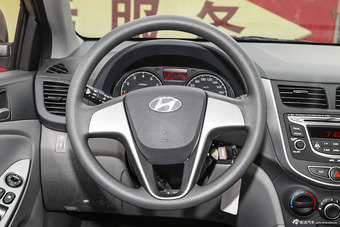 2016款瑞纳1.4L自动时尚型